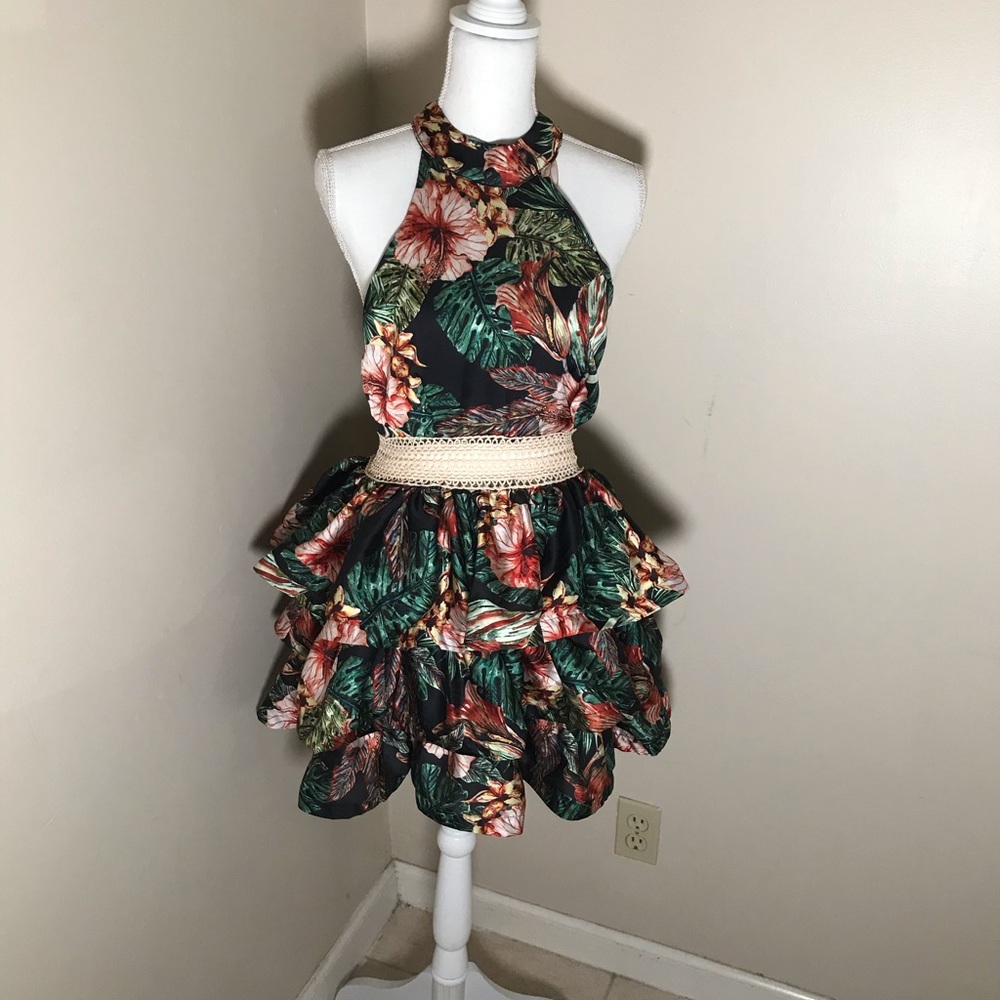 Dark Floral Halter Dress 🌺